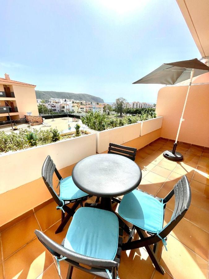 Los Seres - Relaxing Apartment With Pool Лос-Крістіанос Екстер'єр фото