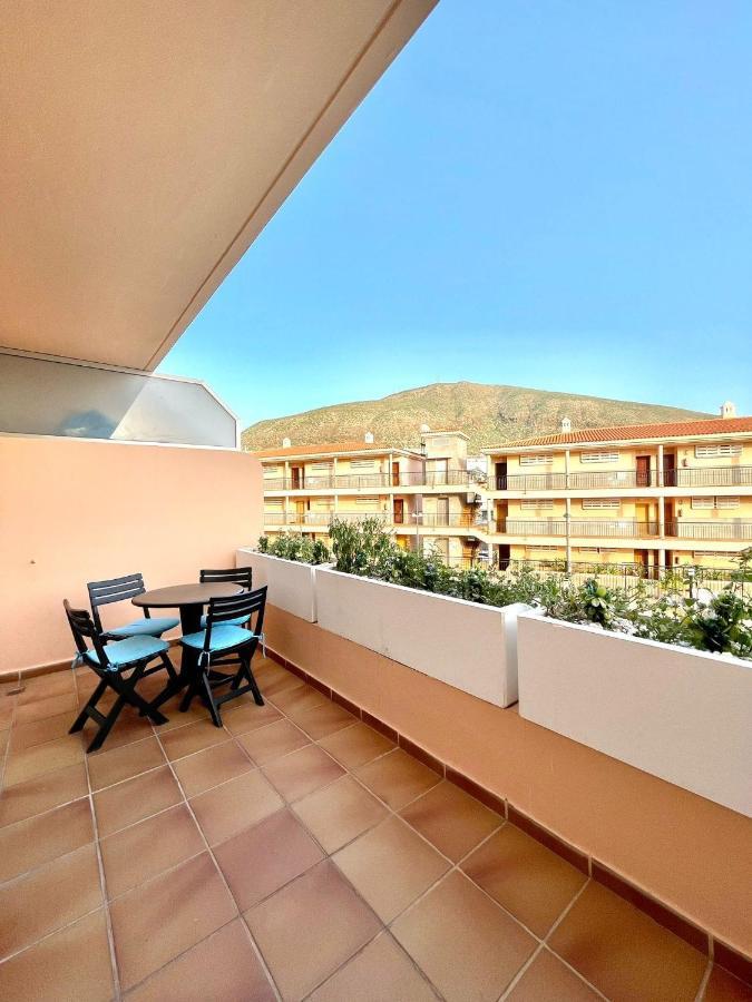 Los Seres - Relaxing Apartment With Pool Лос-Крістіанос Екстер'єр фото
