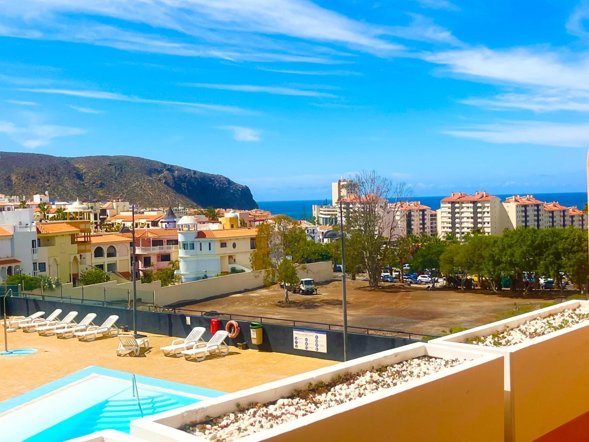 Los Seres - Relaxing Apartment With Pool Лос-Крістіанос Екстер'єр фото